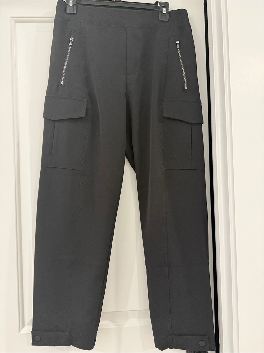 Athleta Black Endless Cargo Pants
